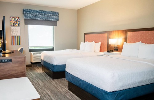 Gonzales Hotel | Hampton Inn Gonzales