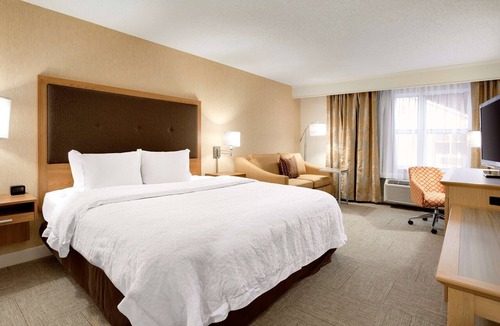 Independence Hotel | Hampton Inn & Suites Cleveland/Independence
