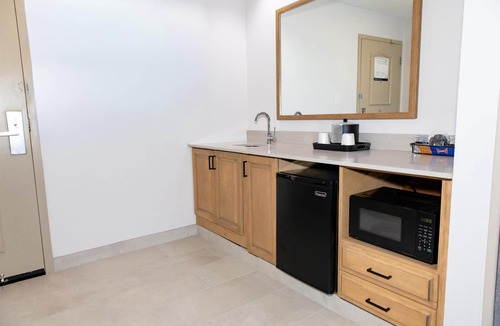 Jennings Hotel | Hampton Inn & Suites Jennings