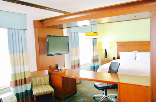 North San Antonio - SAT Hotel | Hampton Inn & Suites San Antonio/Northeast I-35