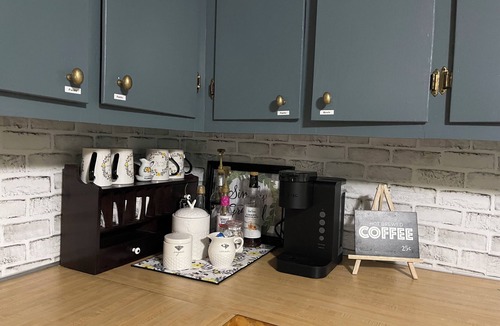 Milton Cottage | Happy Hive Bee and Bee entire cottage