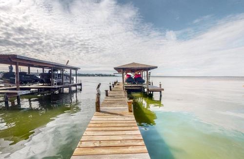 West Livingston House | 'Harbor Haven' w/Dock: Lake Livingston Home
