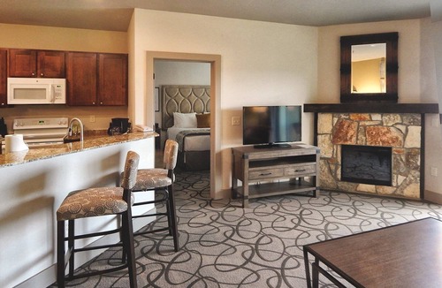 Ingram Resort | Heart of Texas Hill Country!