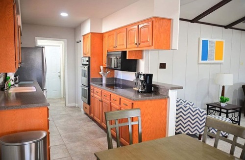 Universal City House | Heated 4BR Furnished WiFi Laundry Randolph W/D San Antonio