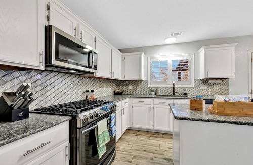 Rowlett House | Heated Pool and SPA Cozy Home Game Room Fire Pit Near Lakes