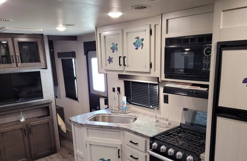 Port Bolivar House | Heavenly Beach Camper at Hailey's Beach-n-Bay RV Resort #8