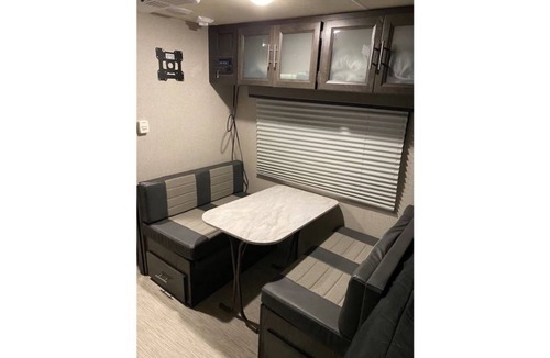 Hickory Creek House | Hickory Creek Camp Ground - Lake Lewisville (RV Rental with Delivery Only)