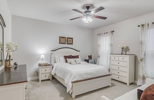 Youngsville House | High quality luxury home with many kitchen and room amenities
