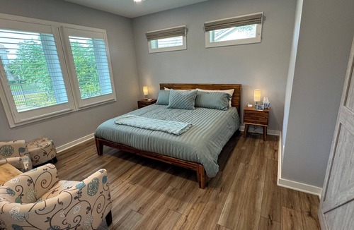 Flintrock Falls House | Hilltop Haven Retreat in Texas Hill Country. Kid/Pet friendly. Pool & Firepit