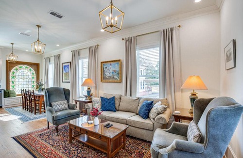 Tyler Apartment | Historic Charnwood Guest House- 1 Mile to Downtown
