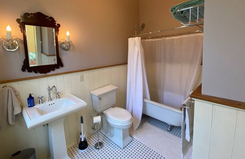 Holy Cross District House | Historic Holy Cross Guest Suite with Pool & Jacuzzi