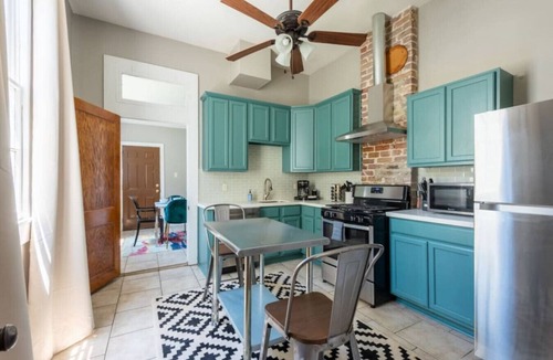 Mid-City House | Historic Mid-City Shotgun | Minutes to Superdome