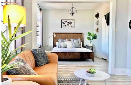 Uptown Historic District Condo | Historic Perfectly-located Uptown Studio
