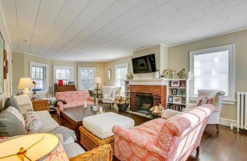 Poughkeepsie House | Historic Poughkeepsie Home Near Arlington & Vassar