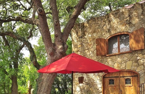Tarrytown Cottage | Historic Tarrytown Cottage on Lake Austin/ Scenic Drive