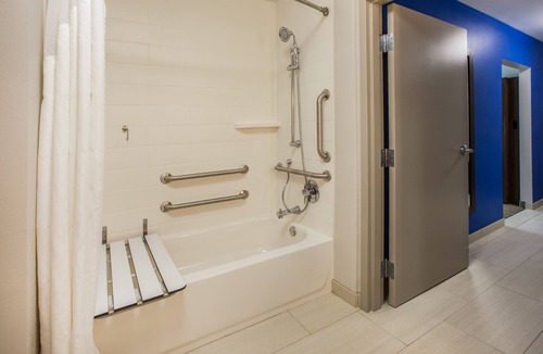 Eunice Hotel | Holiday Inn Express Eunice by IHG