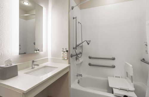 New Iberia Hotel | Holiday Inn Express Hotel & Suites New Iberia - Avery Island by IHG