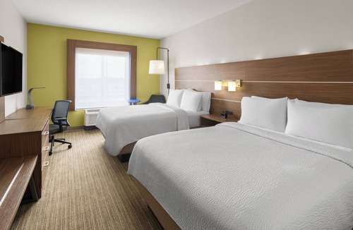 New Iberia Hotel | Holiday Inn Express Hotel & Suites New Iberia - Avery Island by IHG