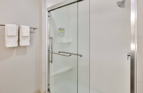 Roanoke Hotel | Holiday Inn Express & Suites Fort Worth North - Northlake by IHG