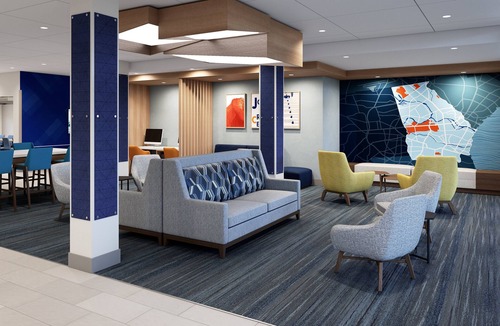 Dayton Hotel | Holiday Inn Express & Suites Dayton Highway 90 by IHG
