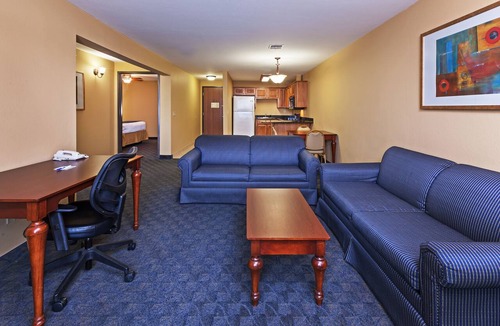 Calallen Hotel | Holiday Inn Express & Suites Corpus Christi NW - Calallen by IHG
