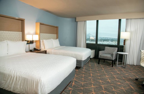 Terrytown Hotel | Holiday Inn New Orleans West Bank Tower by IHG