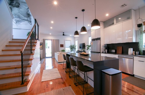 Holy Cross District House | HOLY CROSS HAVEN 3BR/3B block from Mississippi River 8 minutes to French Quarter