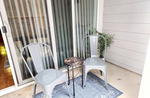 Texas Medical Center Apartment | Home Felt Apartment/NRG/MED CENTER/GALLERIA