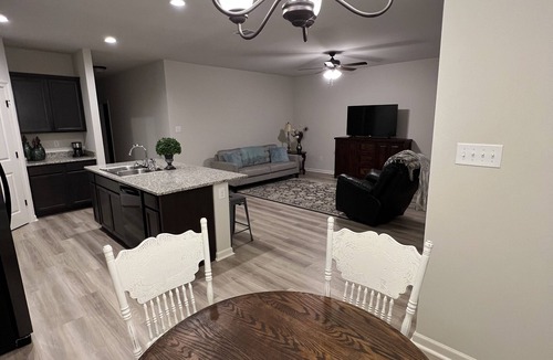 Brusly House | Home in Brusly, set up for month plus stays. Contact for discounts.