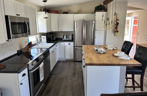 Kerrville House | Home on 5 acres Super close to town.