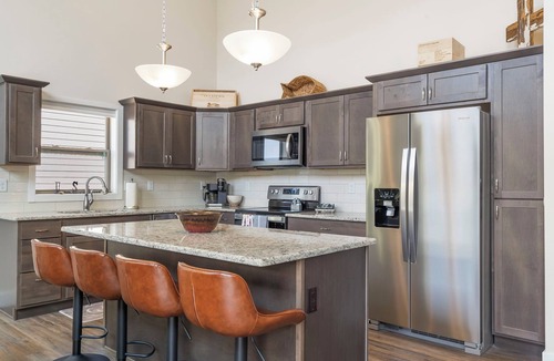 Branson House | Hook, Wine, and Sinker