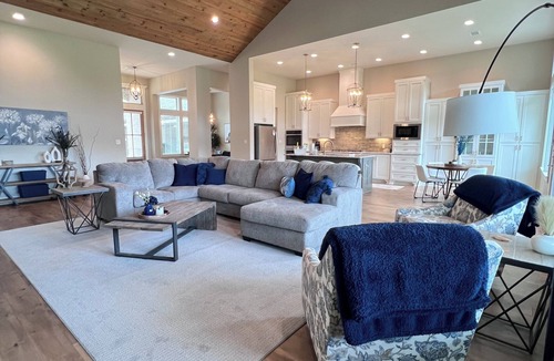 Hot Springs Village House | Hot Springs Village Ultimate Golf Getaway located on the 10th fairway of Granada