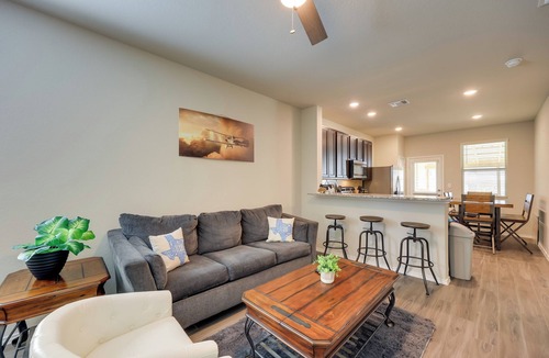 West San Antonio House | Hot Tub Haven w/Game Loft: 6 Mi to AFB!