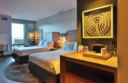 Silverthorne Hotel | Hotel Indigo Silverthorne by IHG