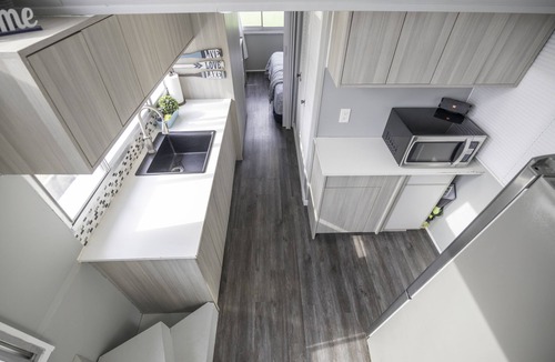 Rocky Ridge Boat Rental | Houseboat *Casa Ocaso* on Beautiful Lake Travis