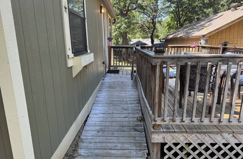 Weatherford Cabin | Hudson Oaks Cabin