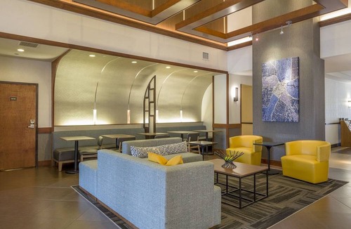 Shearer Hills - Ridgeview Hotel | Hyatt Place San Antonio Airport/Quarry Market