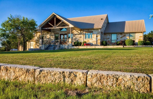 Meridian House | Inclusive Texas Ranch House on Secluded Exotic Ranch just South of Dallas