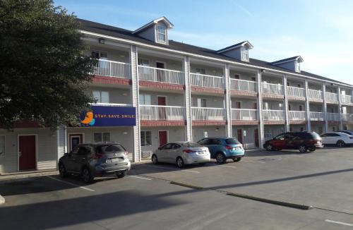 North San Antonio - SAT Hotel | InTown Suites Extended Stay San Antonio TX - Nacogdoches Road