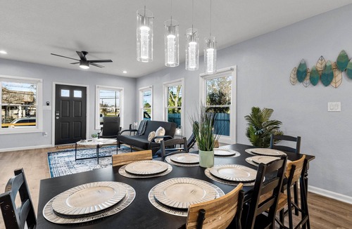 Near East Side House | Inviting 4BR 2 5BA Downtown Home With Ample Space