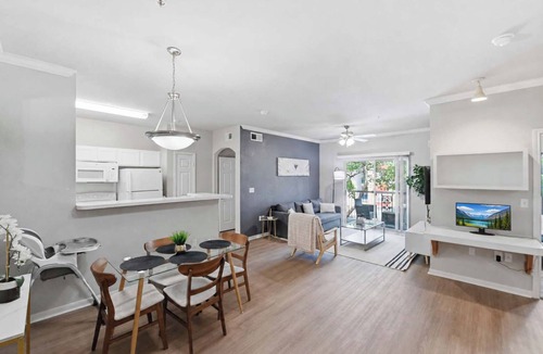 Dallas Apartment | Inwoods Park by Stylish Stays