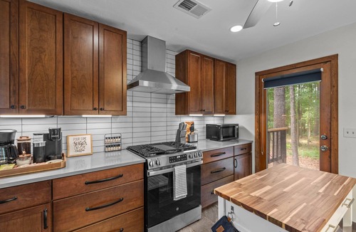 Jackson House | Jackson’s Urban Cabin Escape