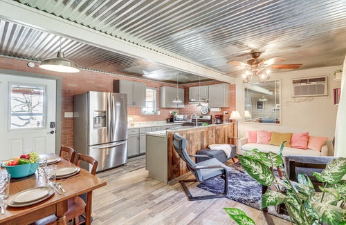 Jasper Cabin | Jasper Cabin w/Fire Pit, Grill & Mountain Views!