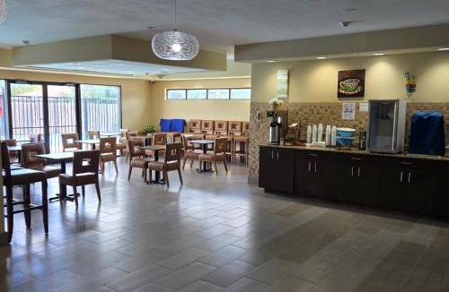 Karnes City Hotel | Karnes City Lodge