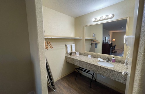 Kenedy Hotel | Kenedy Inn & Suites