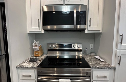Kingsville House | Kings Villa 2 bedroom/1 bath near Texas A&M University