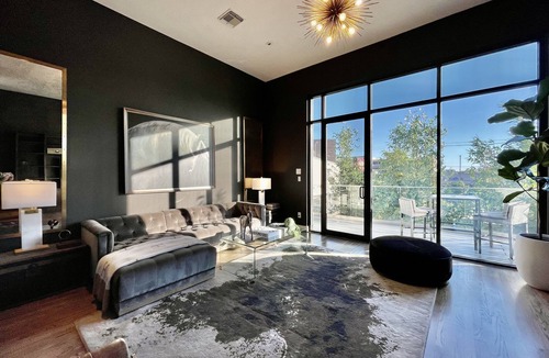 South Central Houston House | Kirby Haus ·Modern Luxury· West U· RiceVillage · sleeps16 ·EV 🚗🔌 3900sqft ⭐️⭐️⭐️⭐️⭐️
