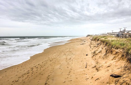 Kitty Hawk House | Kitty Hawk Townhome at Sea Dunes - Walk to Beach!
