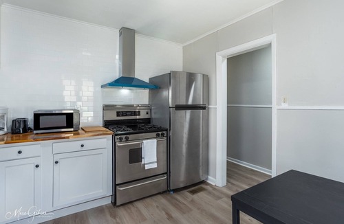 Highland Historic District House | Krewe of Hot Dog