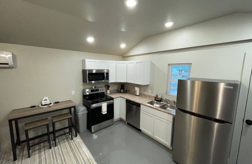 Sallisaw House | Kyn’s Kozy Kabin